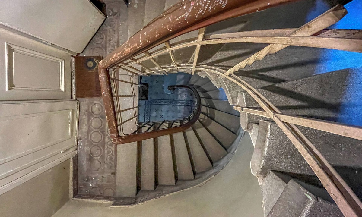 Cihangir Apartment | 0066 - Historical flat in intellectual envrionment