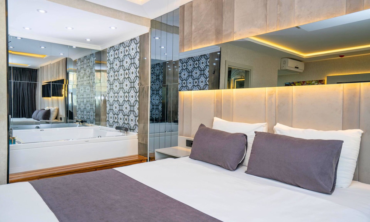 Sekerpinar Hotel | 216 Station Suite Gebze