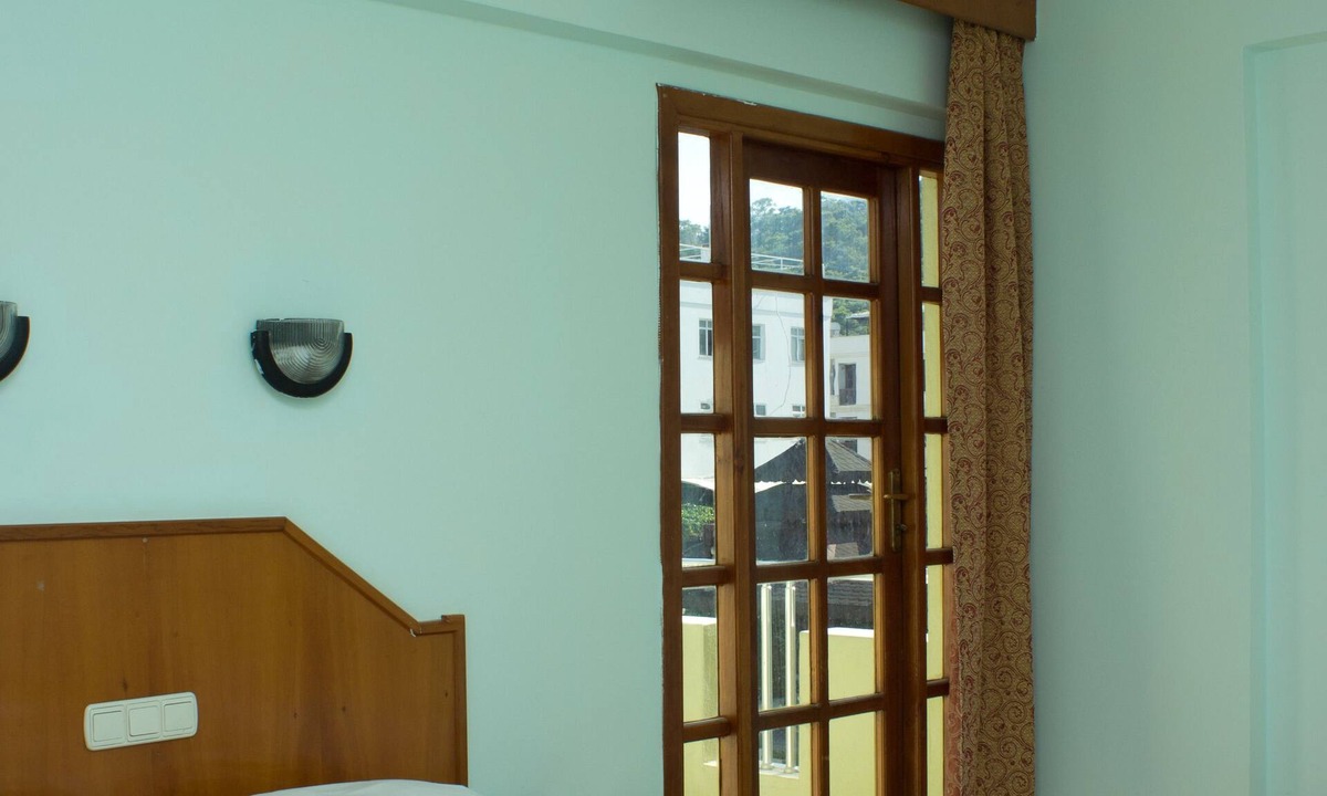 Camyuva Hotel | Ares City Hotel