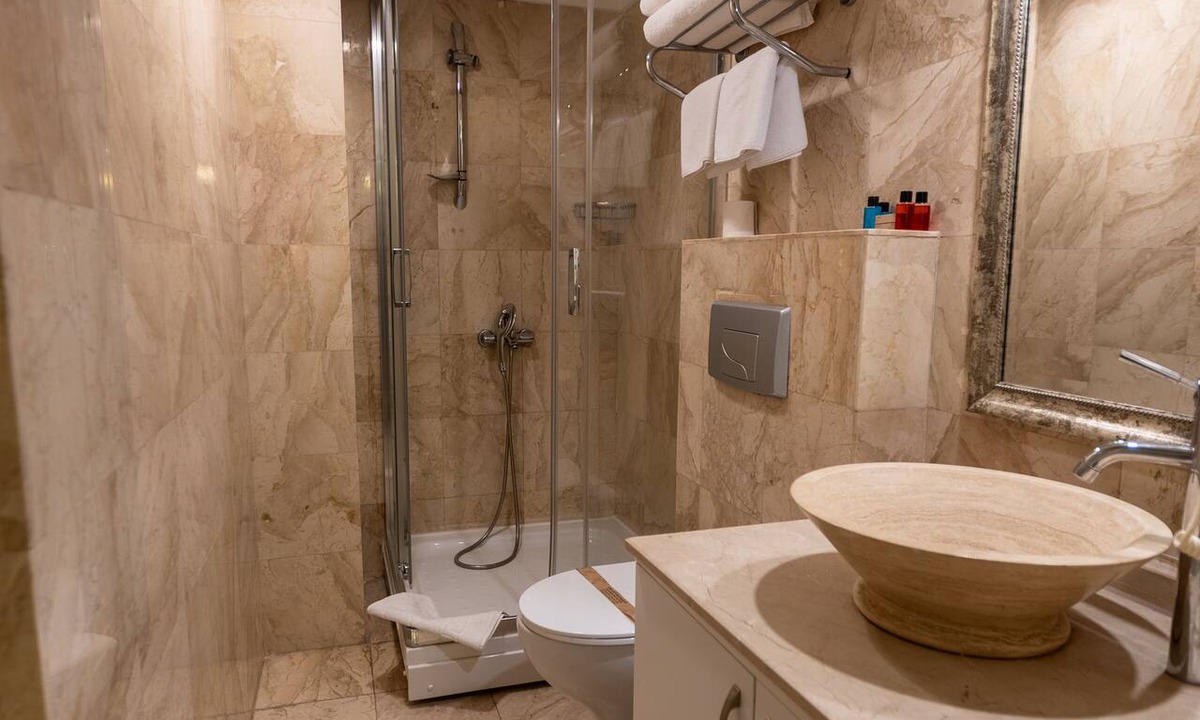Kucukbakkalkoy Hotel | Asia Business Suites