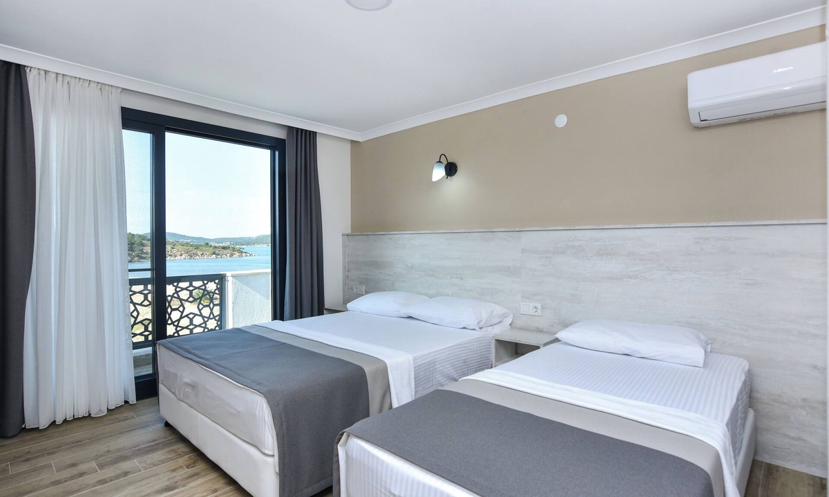 Ayvalik Hotel | Beyaz Konak Otel
