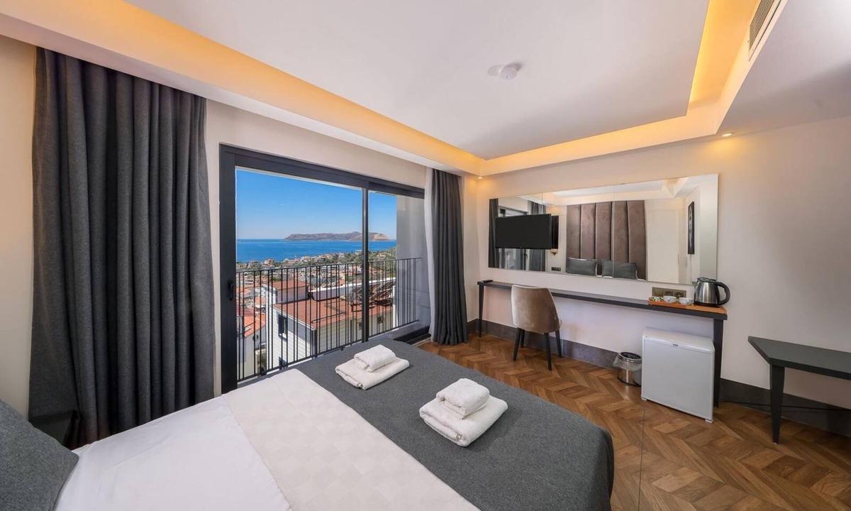 Kas Hotel | Brow City Kaş