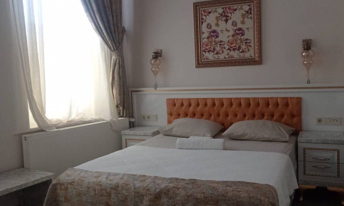Karsiyaka Hotel | BUDAKZADE KONAĞI 1841