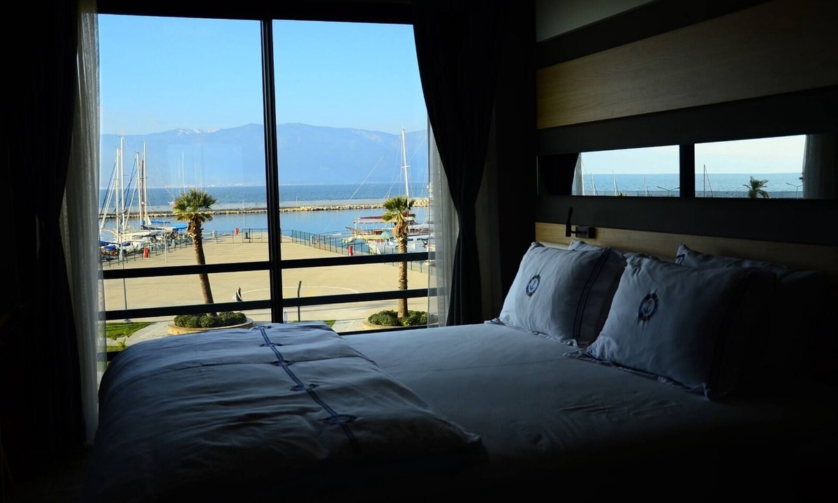 Burhaniye Hotel | Burhaniye Marina Boutique Hotel