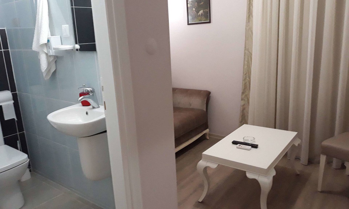 Burhaniye Hotel | Burhaniye Merkez Otel