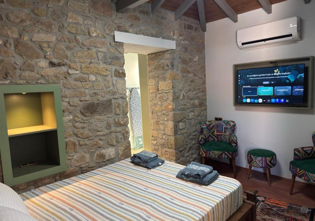 Gokceada Apartment | Center Stone Guest House
