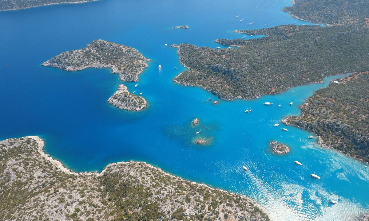 Kas Villa | Charter a private gulet to sail you to the Turquoise Coast with skipper