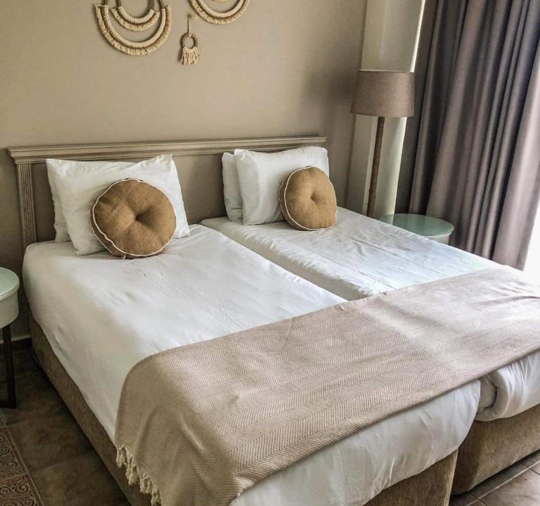 Side Hotel | Conny's Hotel (Adult Only) +18