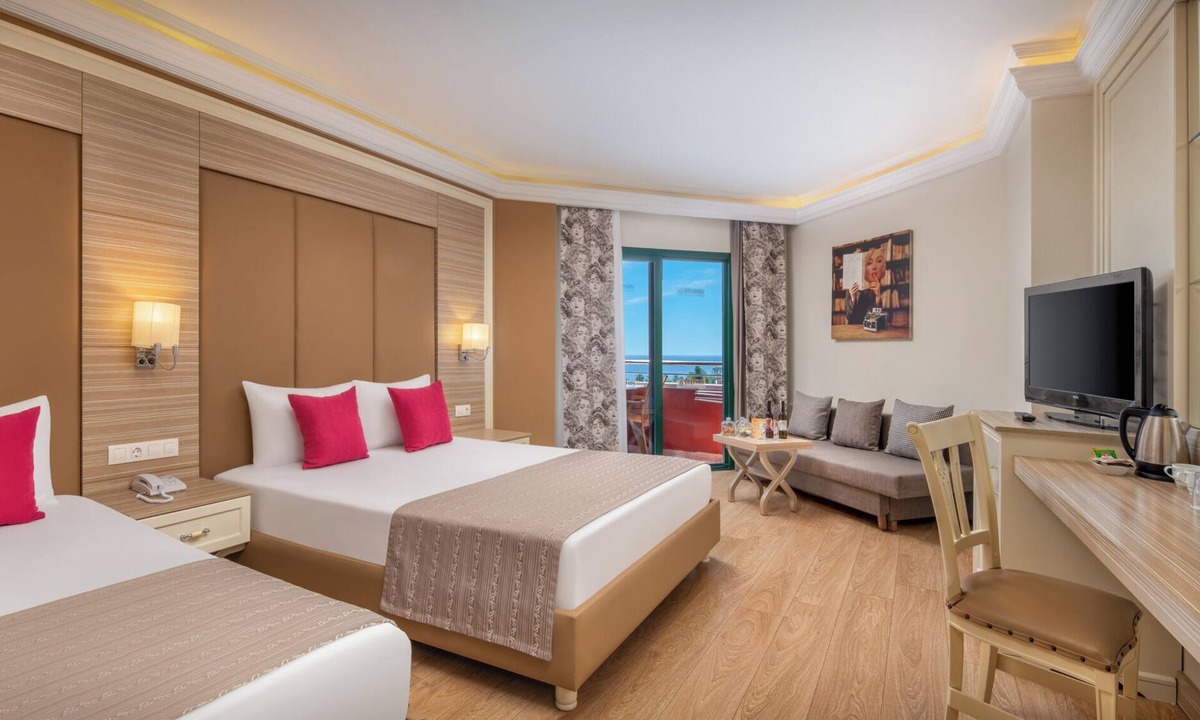 Okurcalar Resort | Delphin Deluxe Resort Hotel - All Inclusive