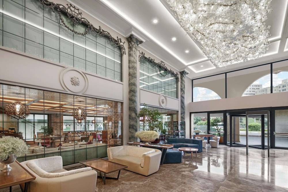 Esentepe Hotel | DoubleTree by Hilton Istanbul Esentepe