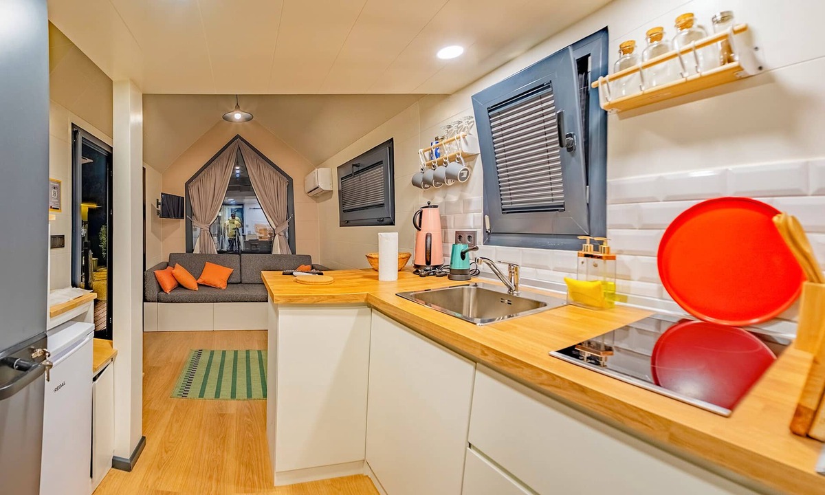 Bogazkent RV Rental | Efe Tiny House