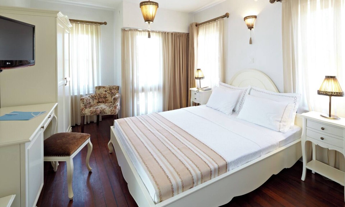 Ayvalik City Center Hotel | Ferahi Evler Otel