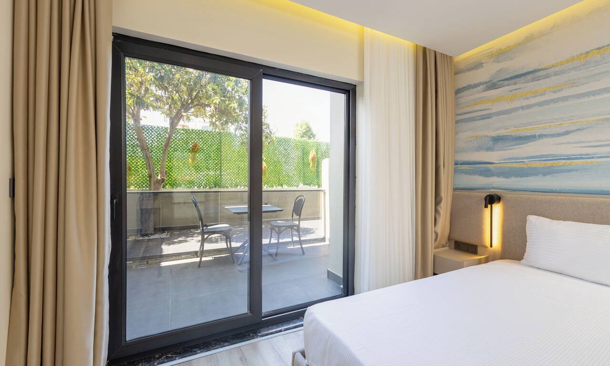 Muratpasa Hotel | Fora Inn Lara