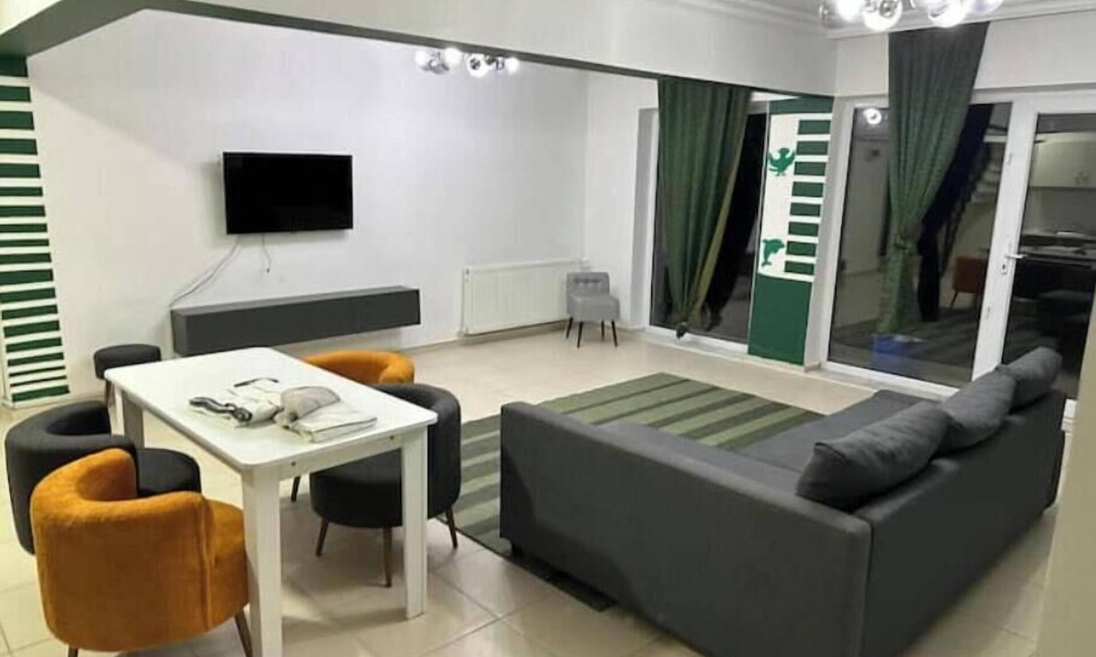 Pendik Apartment | Garden Level 2+1 Ground Floor 5 minutes to Sabiha Gokcen Airport
