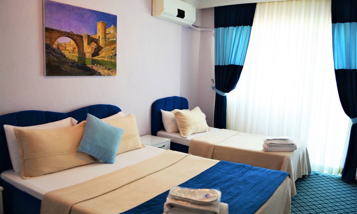 Gumuldur Hotel | Gumuldur Mavi Deniz Otel