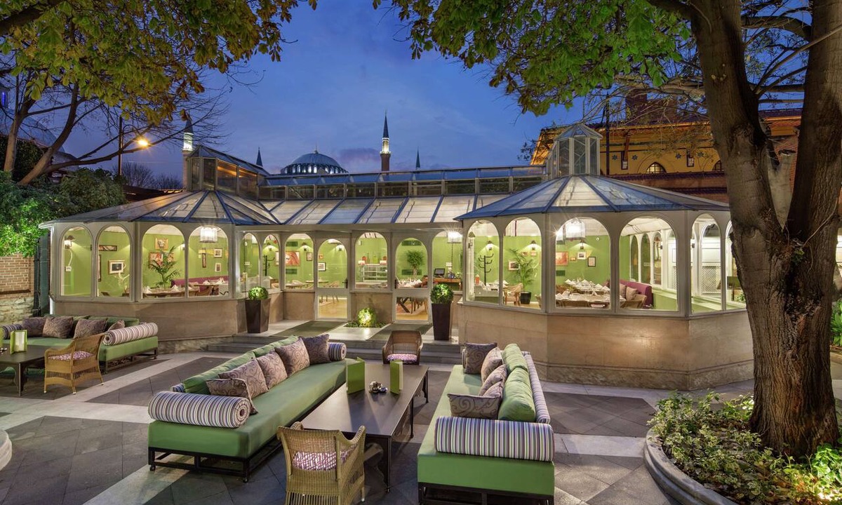 Sultanahmet Hotel | Hagia Sofia Mansions Istanbul, Curio Collection by Hilton