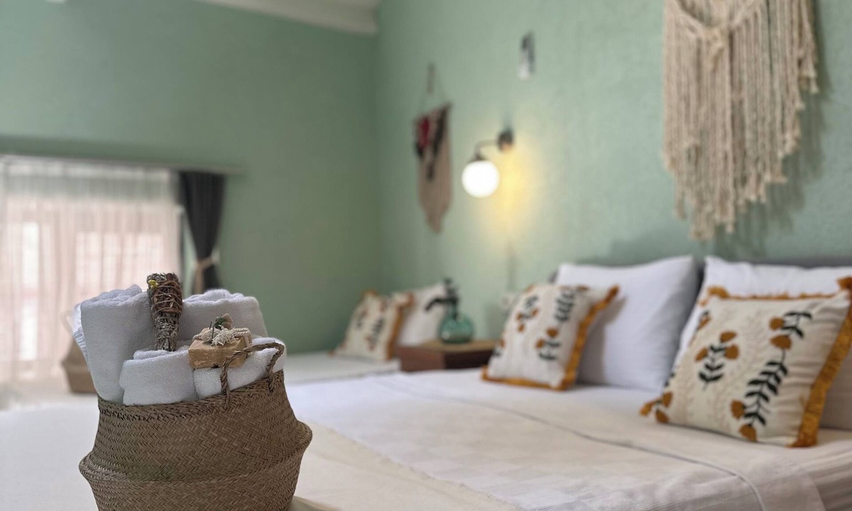 Ayvalik City Center House | Hanole Macaron Guest House