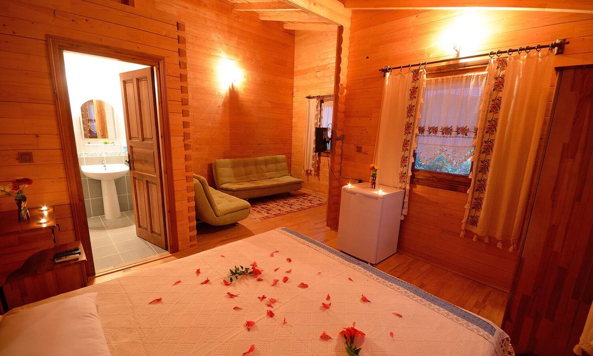 Mentese Hotel | HAYITBÜKÜ AHŞAPEVLERİ