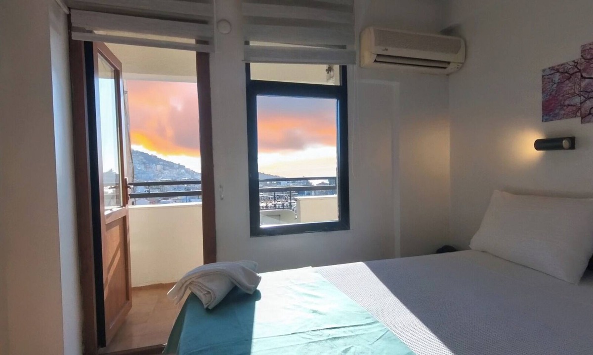 Kusadasi City Centre Hotel | HBS Hotel
