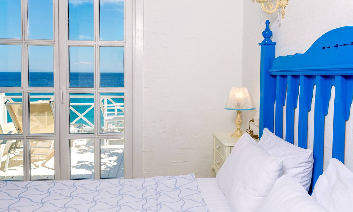 Palamutbuku Hotel | Hotel Mavi Beyaz