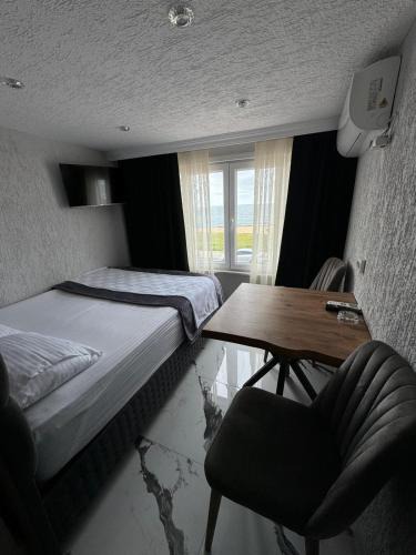 Karaburun Koyu Hotel | İdeal Butik Otel