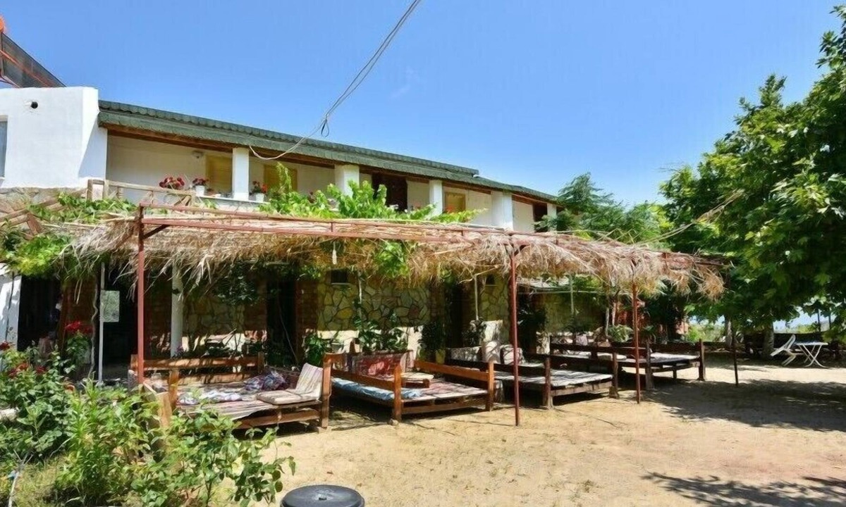 Edremit Hotel | Ikizler Konuk Evi