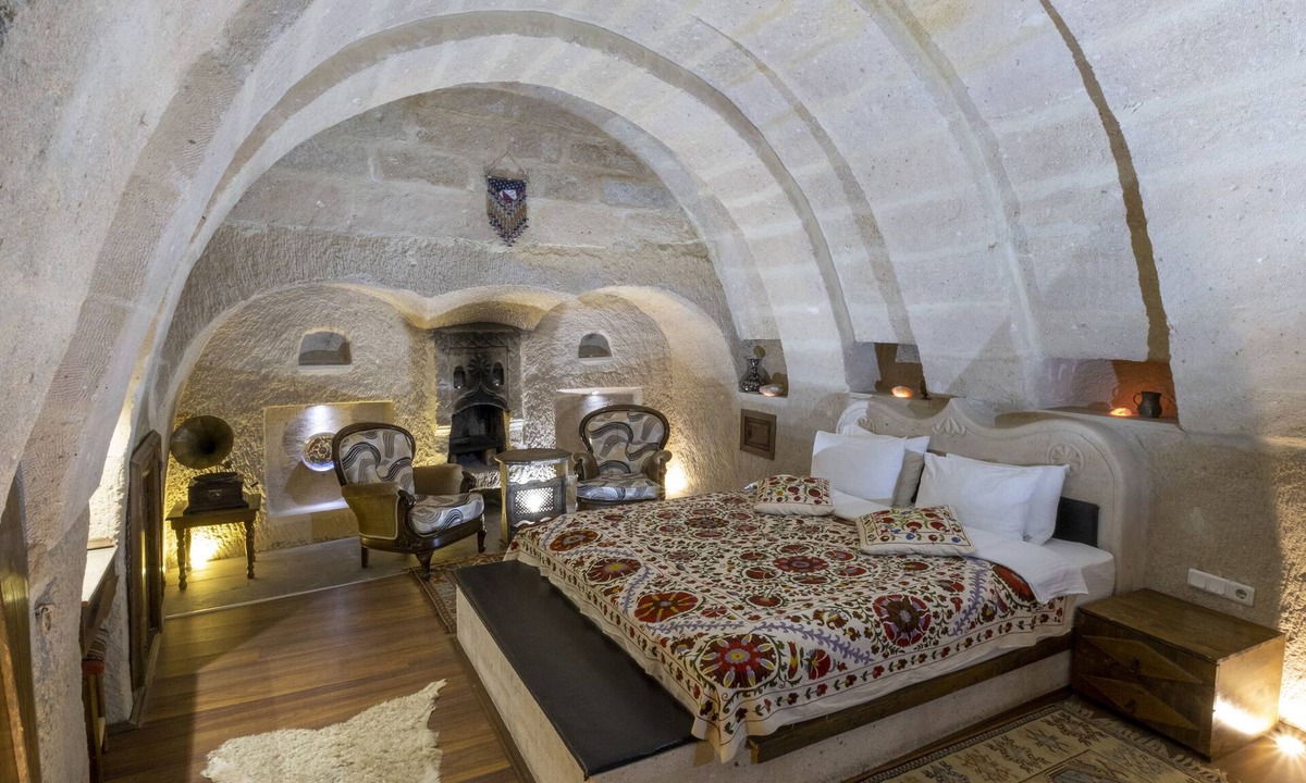 Cavusin Hotel | In Stone House