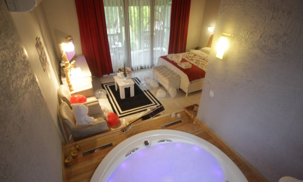 Sapanca Hotel | Kirkpinar Otantik Otel