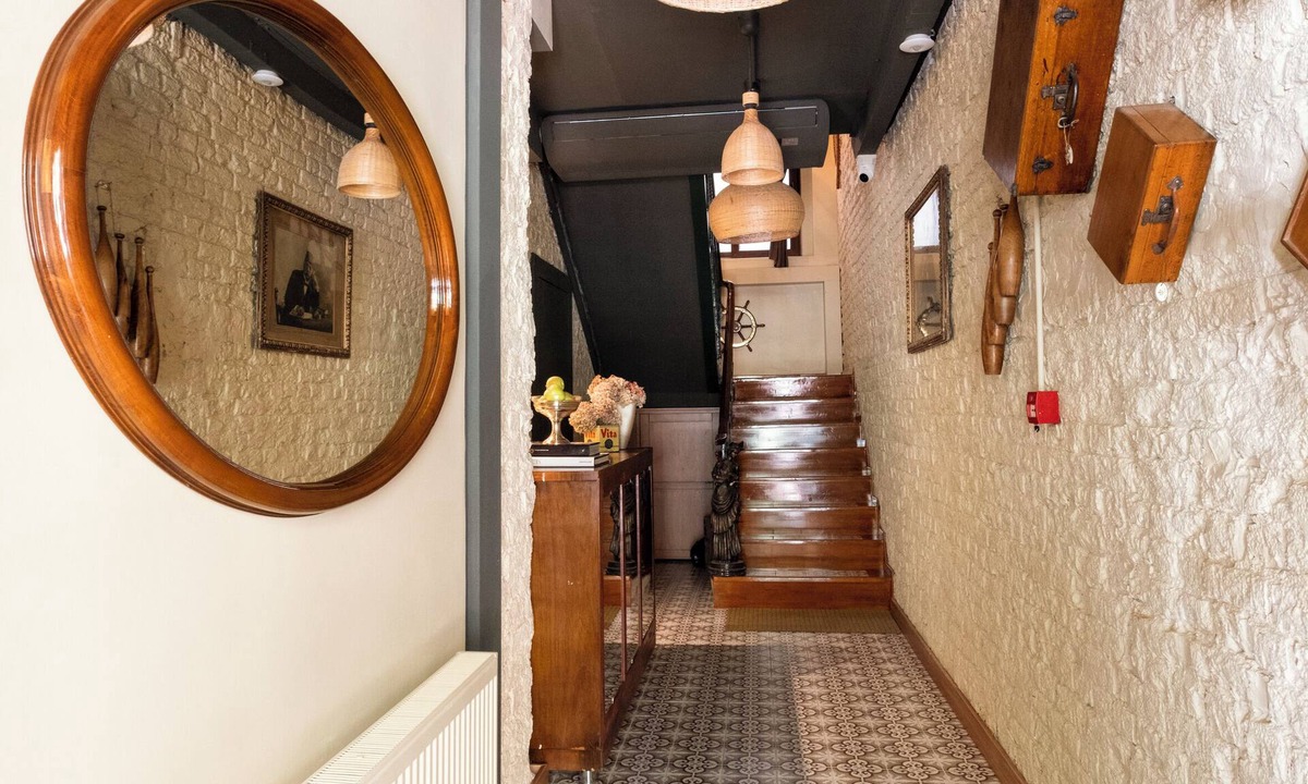 Karakoy Apartment | Level Suites