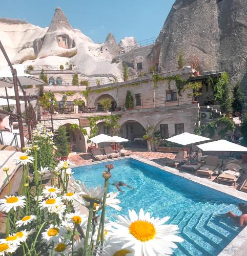 Goreme Hotel | Local Cave House