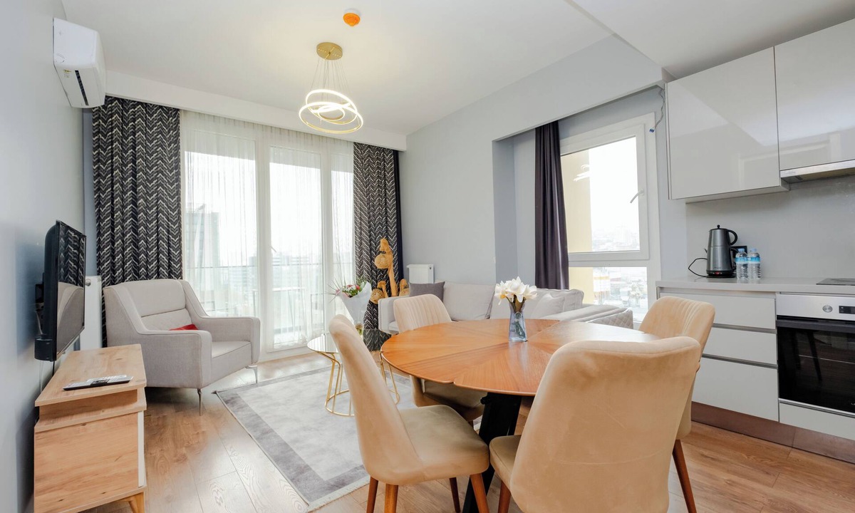 Bagcilar Apartment | lUX Residence on High Floor 03