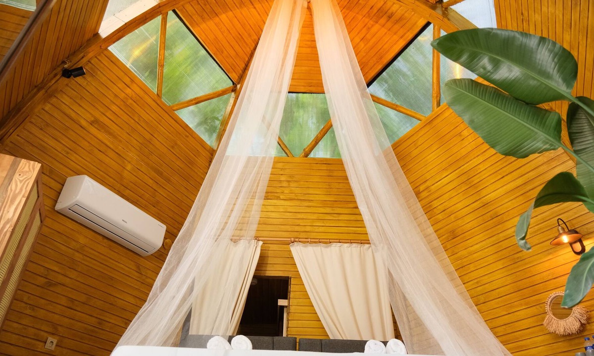 Yanik Hotel | Maui Sapanca