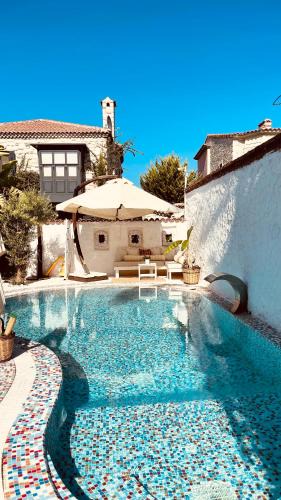 Hacımemis Hotel | Mina Otel by Adda Alaçatı