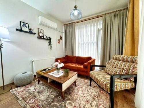 Balat Villa | Modern Furnished Historical House