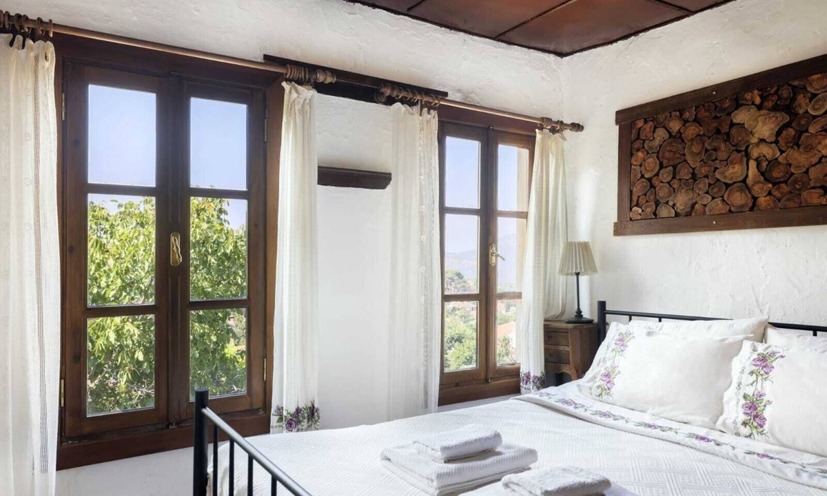 Sirince House | Nikbin Retreat