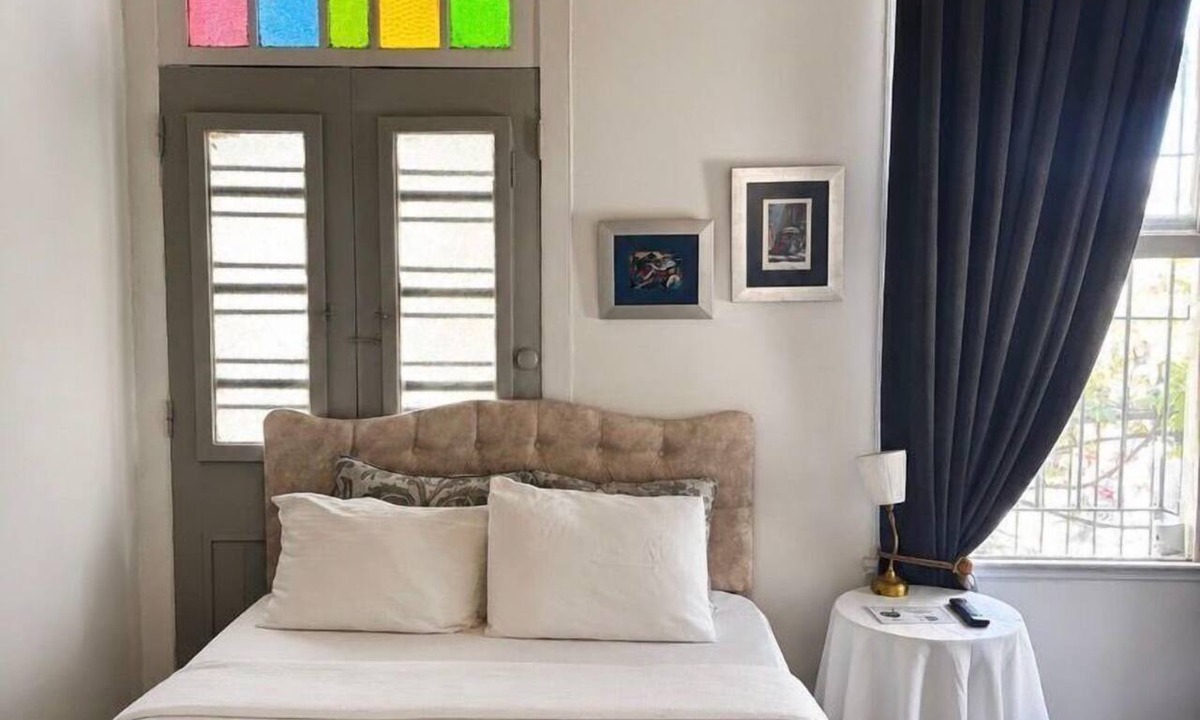 Adalar Hotel | No16 Ada