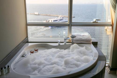 Alsancak Hotel | Pasaport Pier Hotel