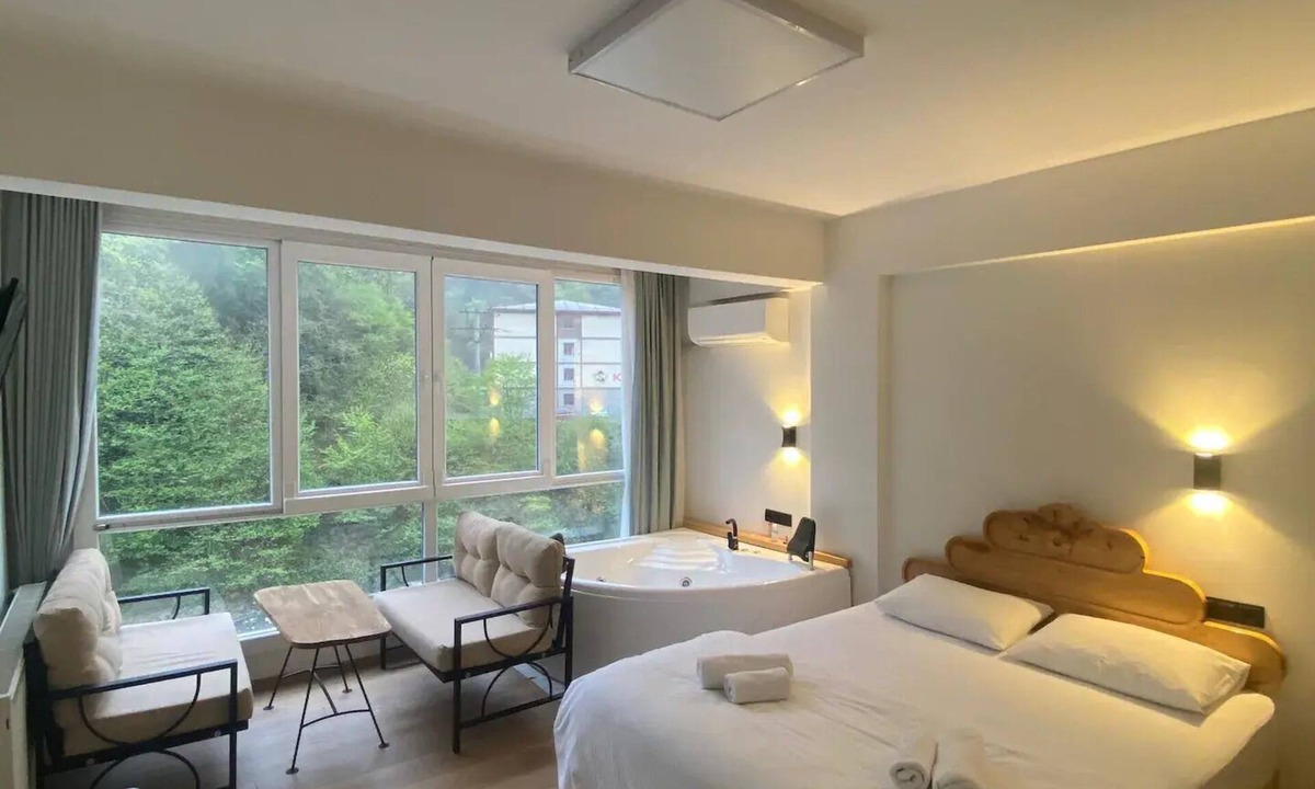 Ayder House | Pine Suit with river view