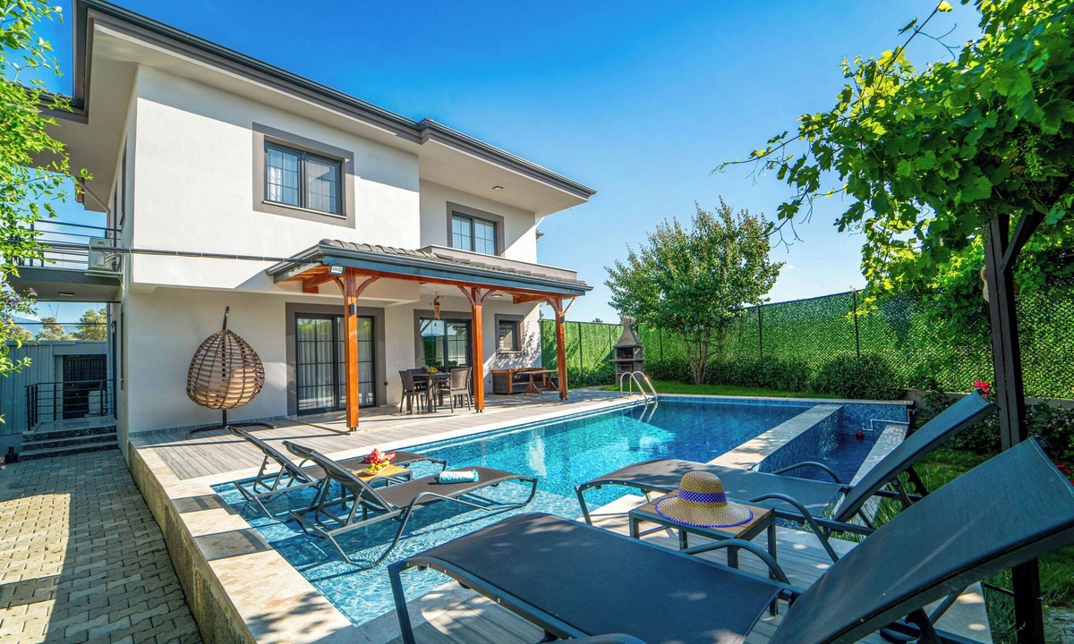 Seydikemer Villa | Private Pool Villa for 8 Guests with BBQ and Fruit Garden Near Saklıkent & Kaş