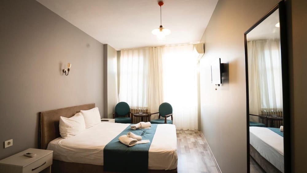 Besiktas Hotel | Puffin Hostel - Istanbul
