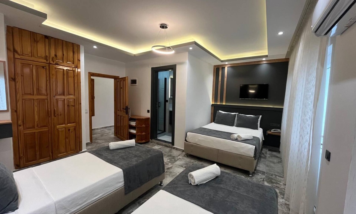 Artikli Hotel | Rain Hotel