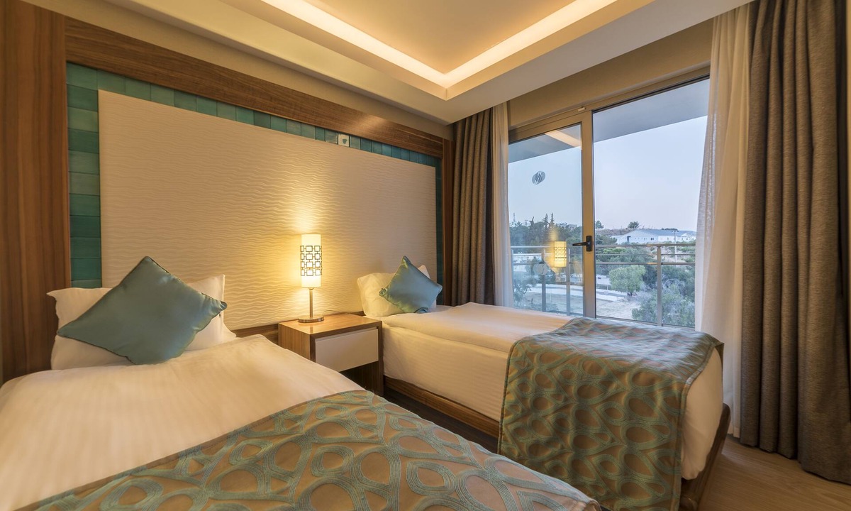 Kusadasi City Centre Resort | Ramada Resort by Wyndham Kusadasi