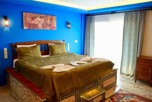 Selcuk Hotel | Rebetika Hotel & bistro