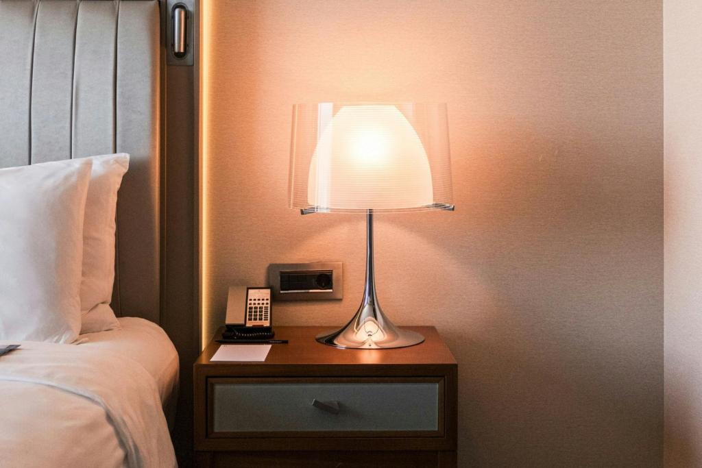 Gayrettepe Hotel | Renaissance Istanbul Polat Bosphorus Hotel