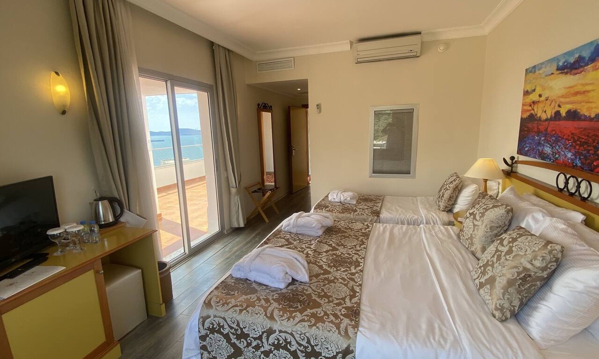 Gulluk Hotel | Roseira Beach Resort