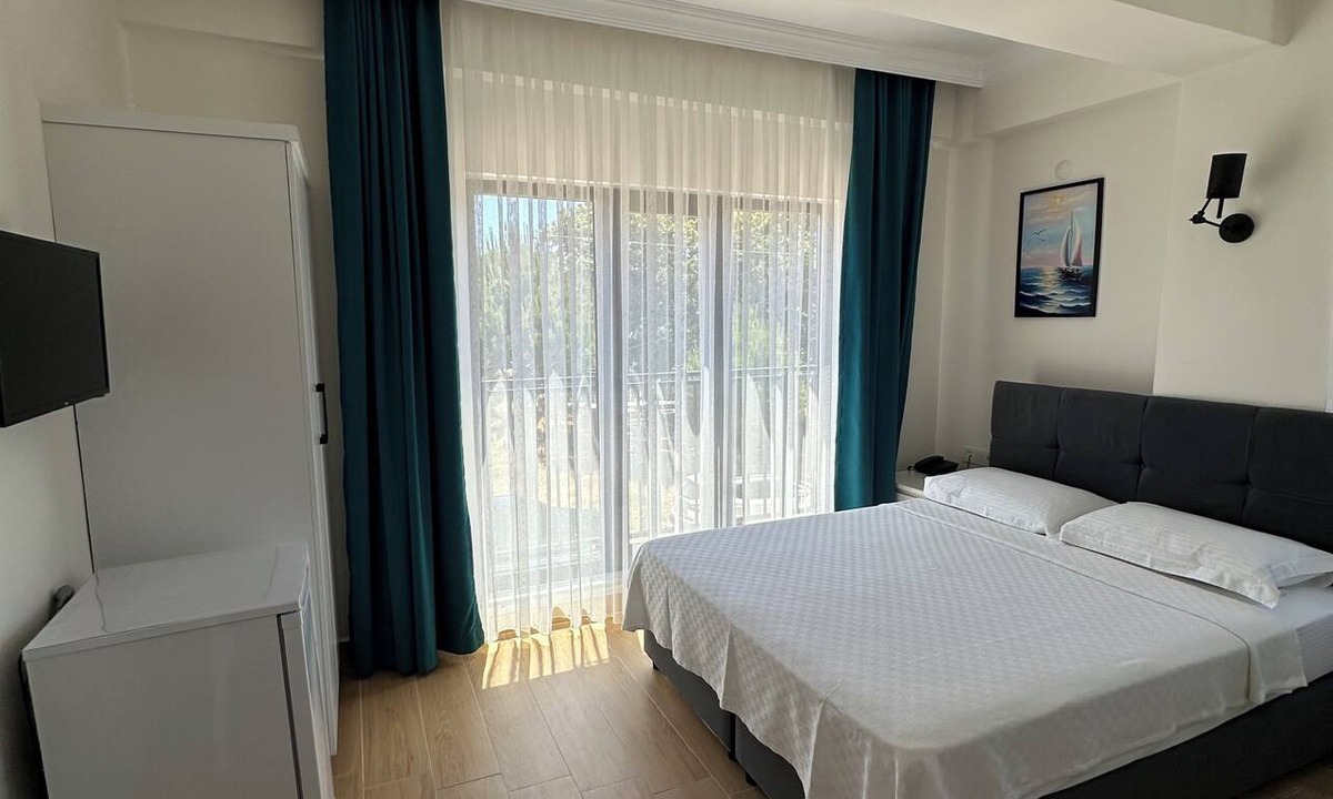 Ezine Bed & Breakfast | SEVGİ HOTEL