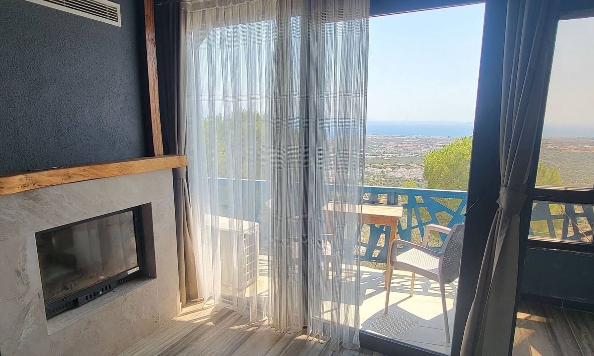 Edremit Hotel | Seyr-i Gümüşhan Otel