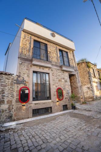 Ayvalik Hotel | Shire Küçükköy