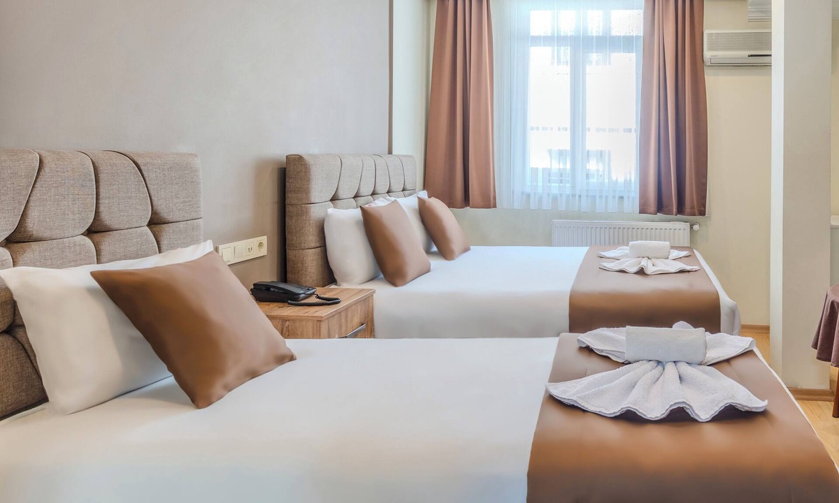 Asmali Mescit Hotel | Silviya