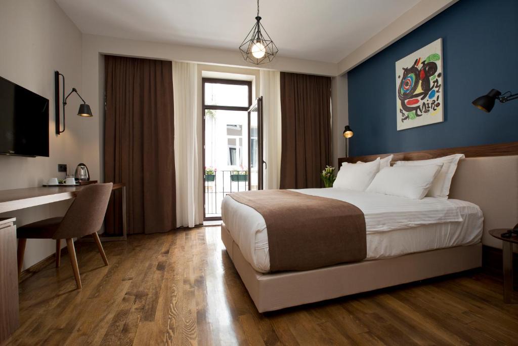 Galata Hotel | Snog Rooms & Suites